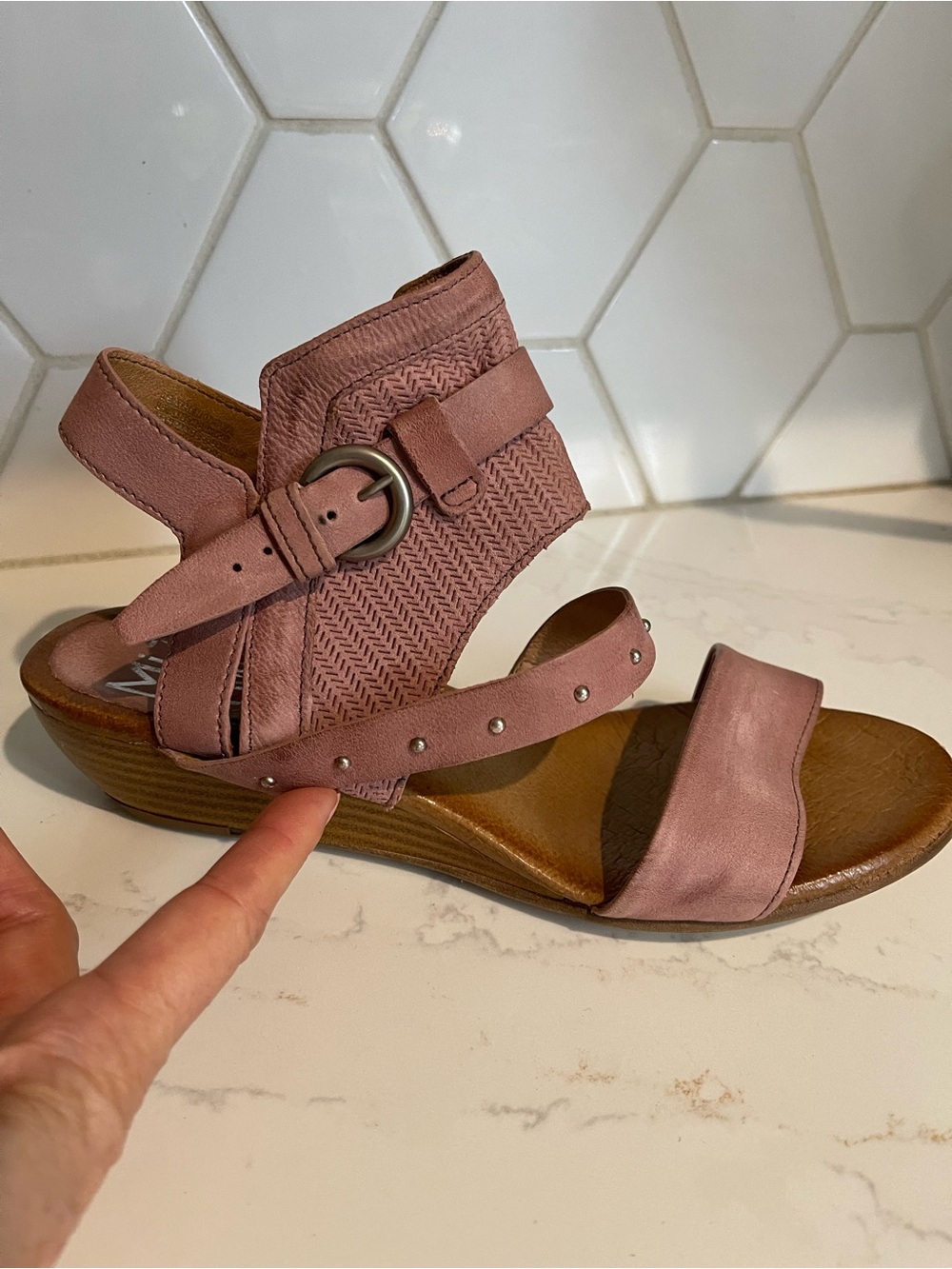 Miz Mooz Rose Mauve Buckle Wedge Sandals Size 38